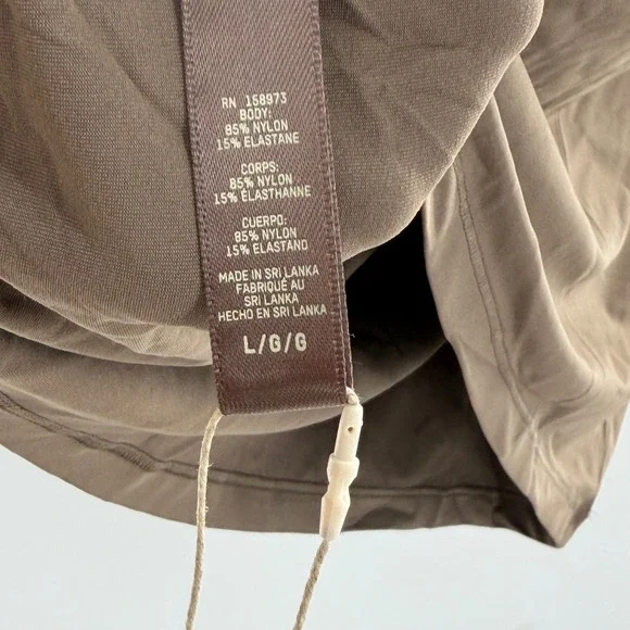 SKIMS Sport Slim Muscle Tank Amethyst Brown Sleeveless Top Large NEW - Picture 8 of 9